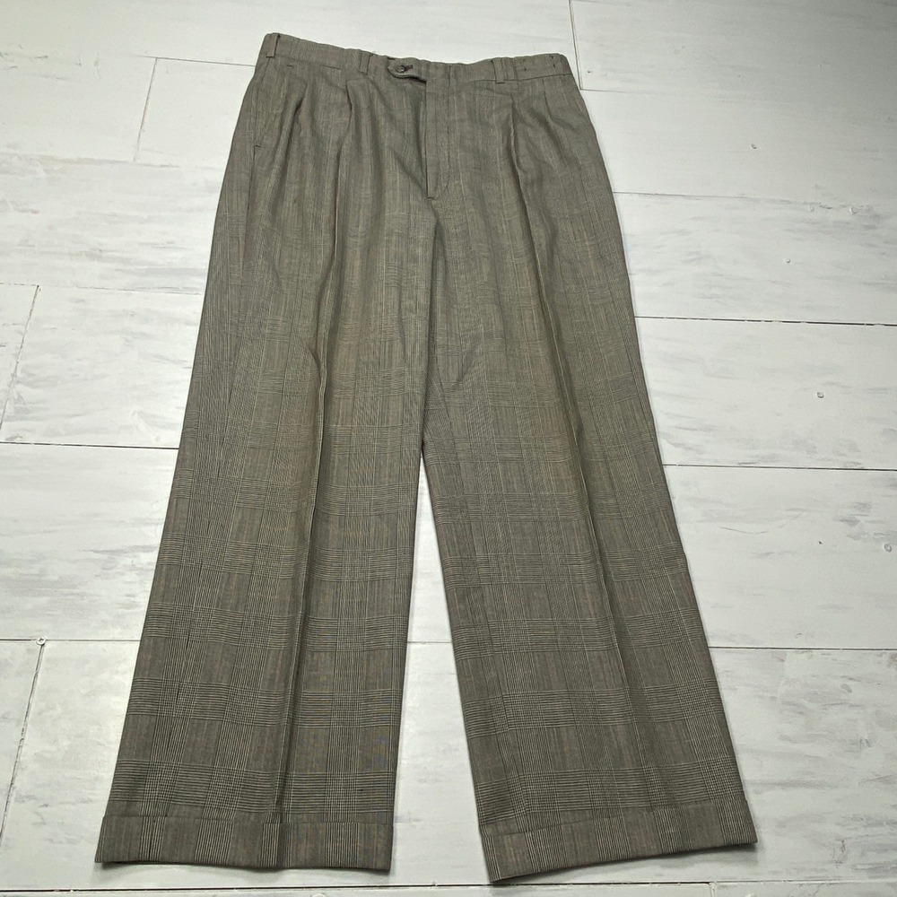 Burberrys Vintage Glen Plaid Pleated Trousers Mens 37 Brown Cuffed Dress Pants